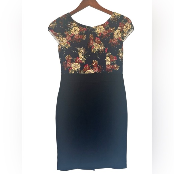Burberry Black Dress with Navy Floral Top Size L - Picture 3 of 6